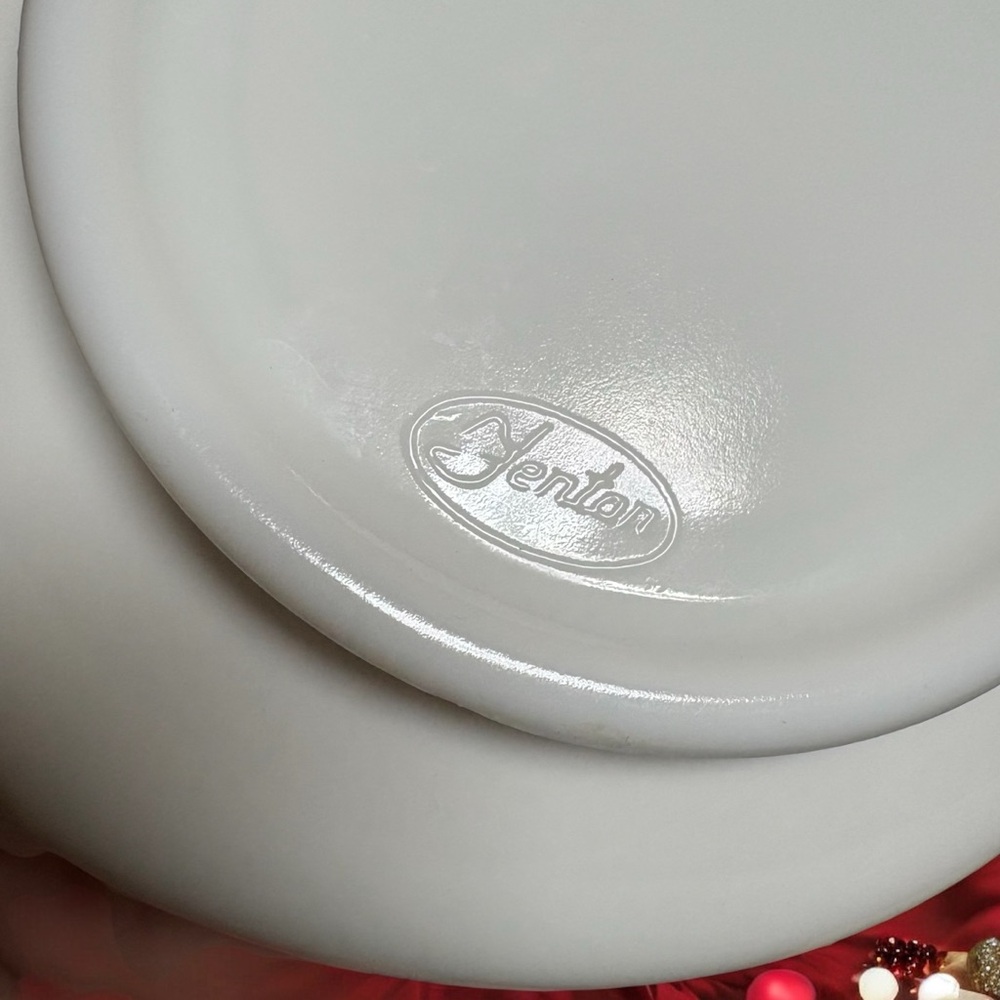 Fenton Milk Glass Heart Shaped Bowl - Picture 7 of 9